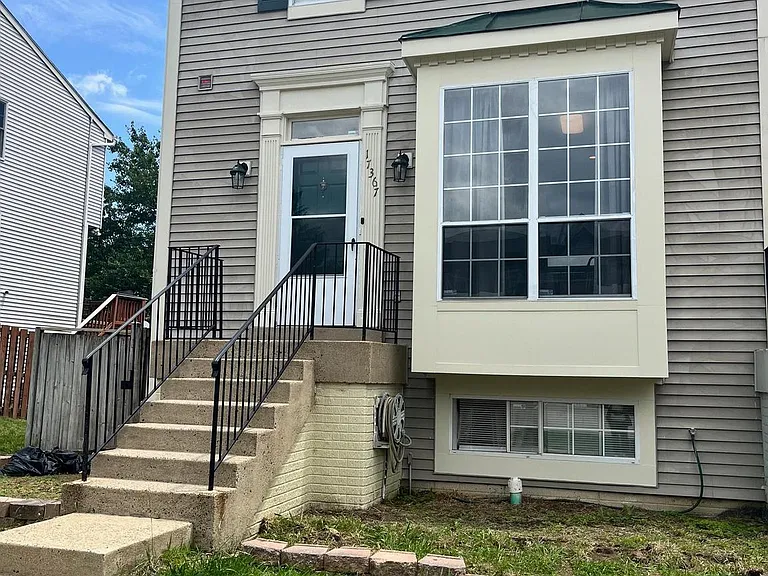 17367 Kildare Ln — Photo 2