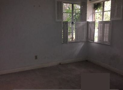 3rd image of 4800 46th Ave N
