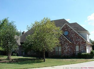 15610 E 84th Ct N, Owasso, OK 74055