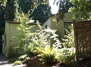 9522 Sand Point Way NE, Seattle, WA 98115