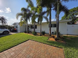 8451 NW 15th St, Pembroke Pines, FL 33024