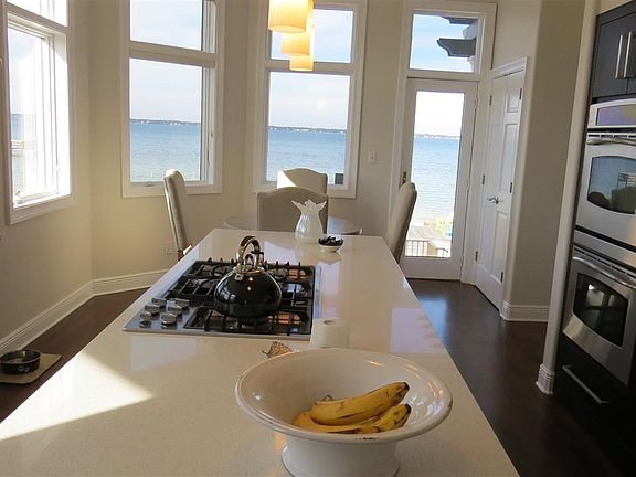 4th image of 17 Seashore Dr