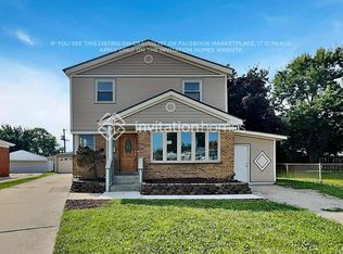 11145 Boeger Ct, Berwyn, IL 60154