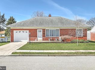 208 Willow St, Hanover, PA 17331