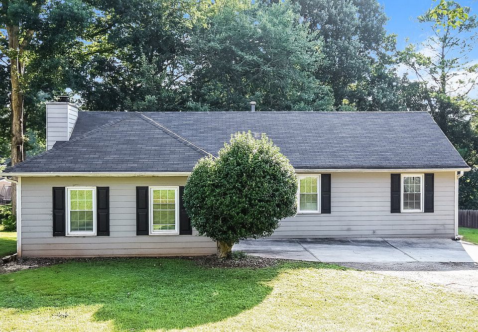 1st image of 1471 Daniel Ln