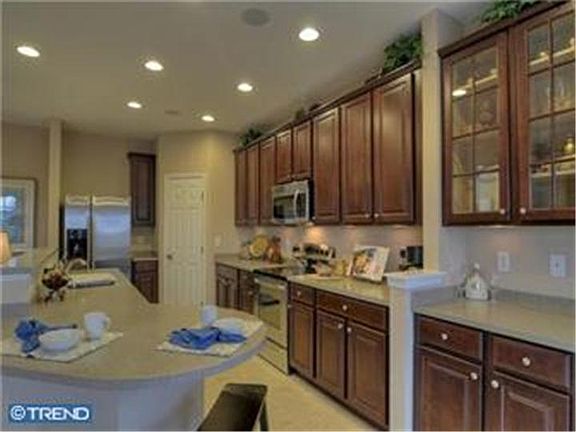 3rd image of 4800 Caledonia Way