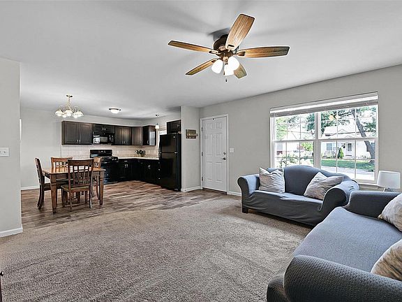 4th image of 8566 Engler Ave