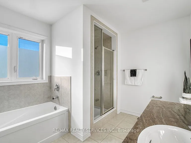 9 Copeman Ave — Photo 26