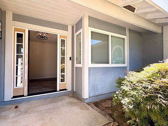 4th image of 8674 Gaines Ave
