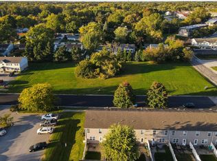 1705 Firestone Ln, Valparaiso, IN 46383