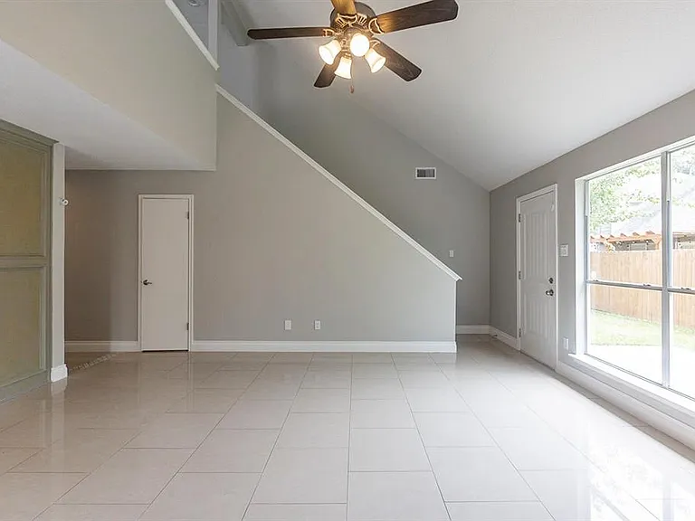 12023 Meadow Place Dr — Photo 21