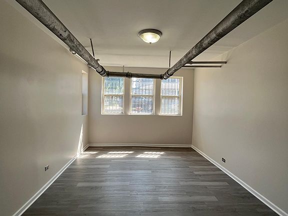 5th image of 4300 W Shakespeare Ave #Basement