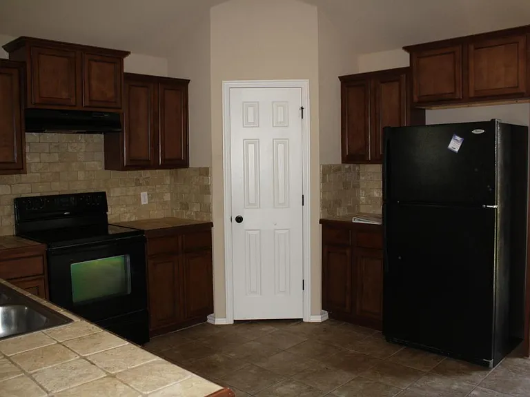 4707 SW Malcom Rd — Photo 6