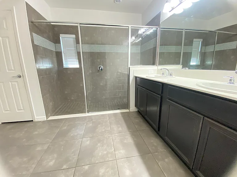 2751 Rialto Ct — Photo 23