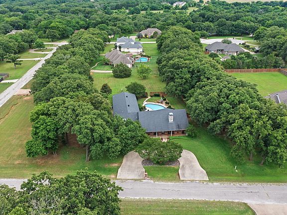 2nd image of 7512 Woodland Dr