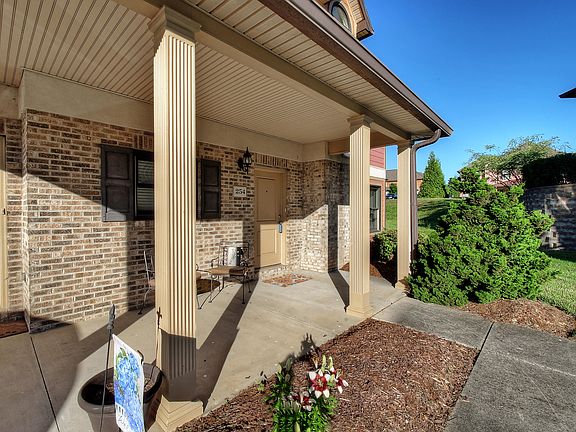 4th image of 254 Westshore Point #0
