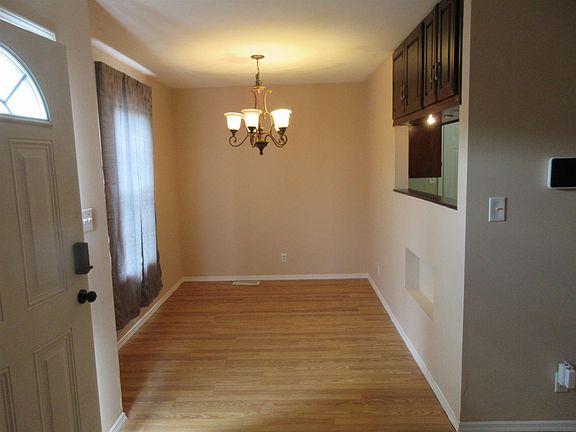 3rd image of 351 Lafayette Point Cir