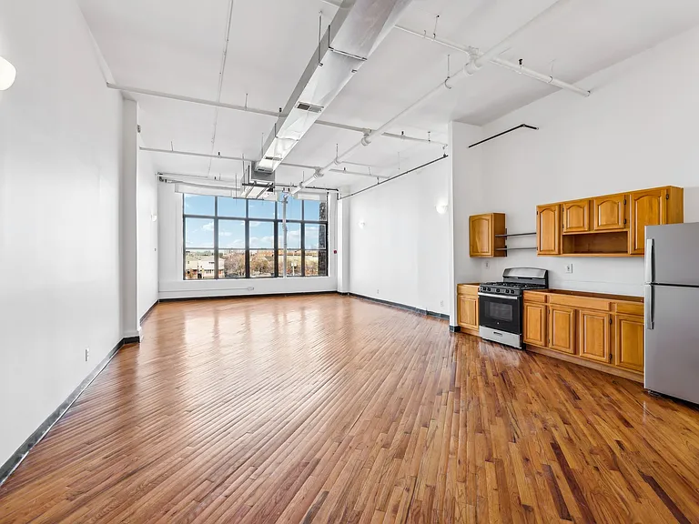 Berry Lane Lofts — Photo 31