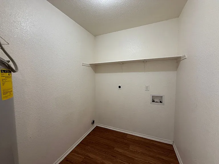 4504 Alan Kent Dr — Photo 7