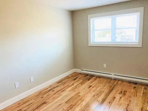 North East Apartment Community — Photo 5