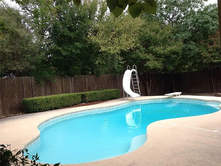 2352 Wildoak Dr — Photo 18