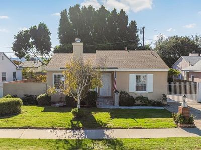 19612 Schoolcraft St, Reseda, CA, 91335