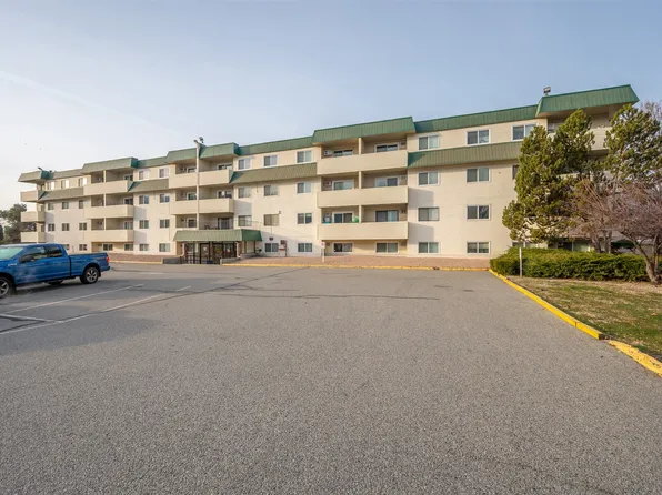 150 Skaha Pl #304, Penticton, BC V2A 7K1