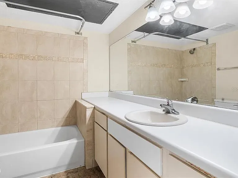 9100 Martin Luther King St N #314 — Photo 14