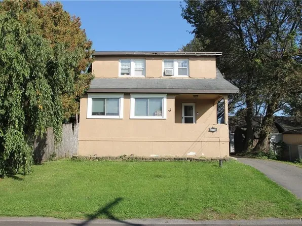 302 Colfax Ave, East Syracuse, NY 13057