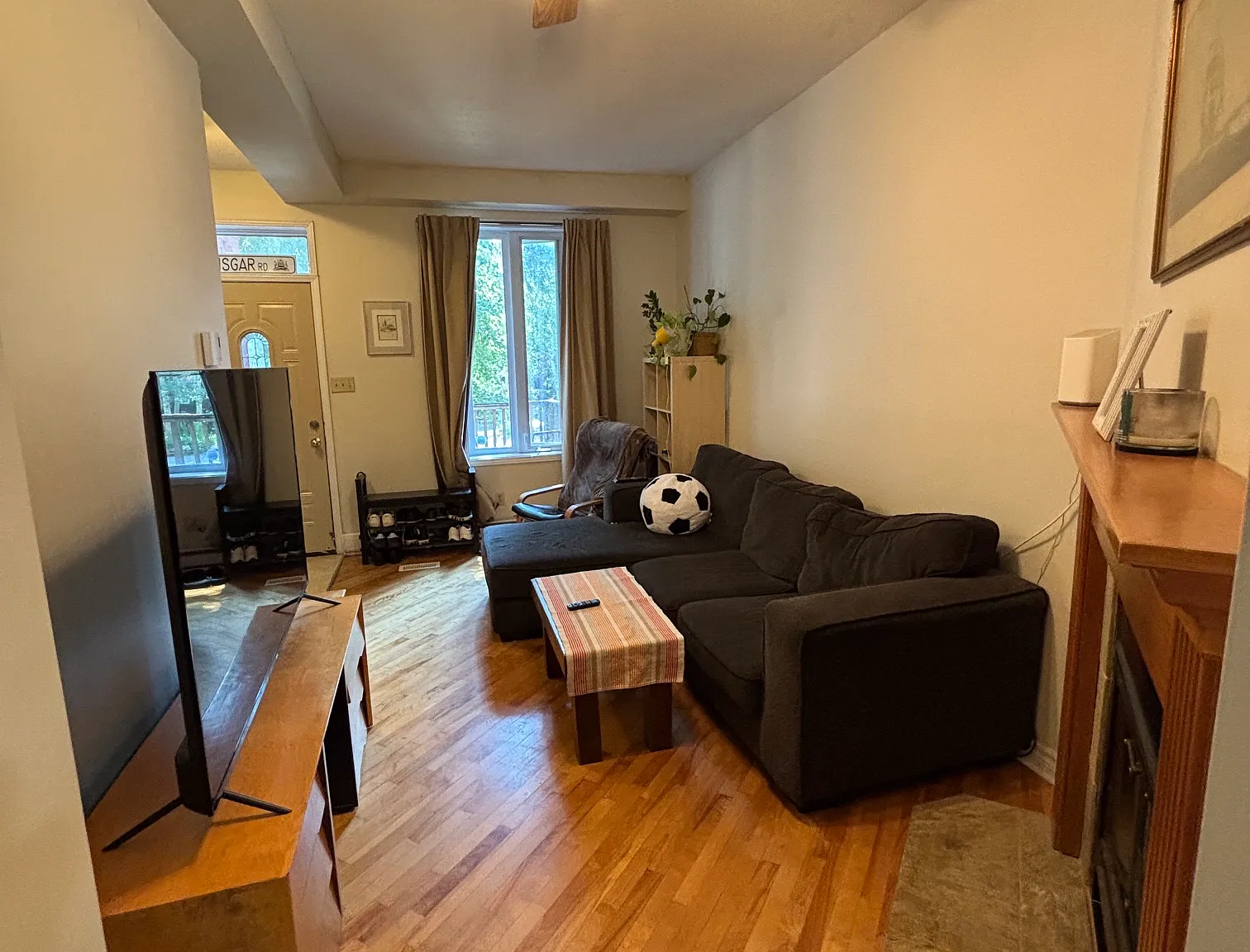 415 Lisgar — Photo 3