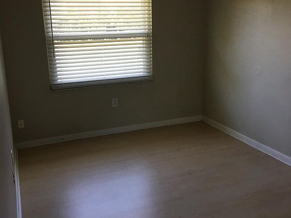 5th image of 3129 Eagle Blvd