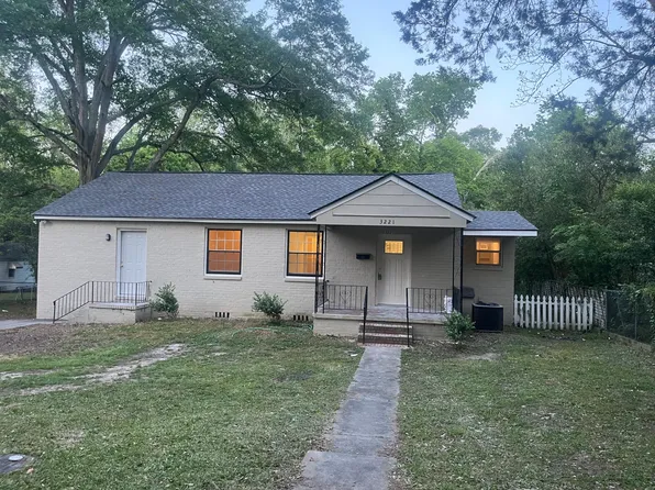 3221 Atkins Dr, Macon, GA 31204