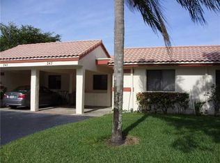 243 Lakeside Cir, Sunrise, FL 33326