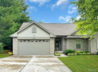 2310 Rabbit Trail Dr, Washington, MO 63090