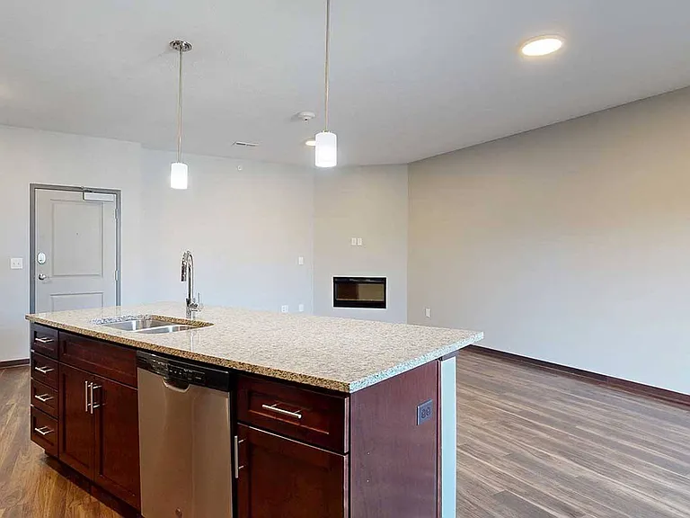 360 at Jordan West — Photo 114