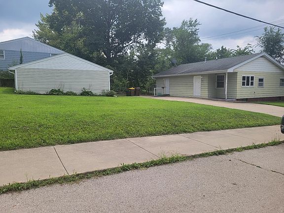 2nd image of 2701 18th St
