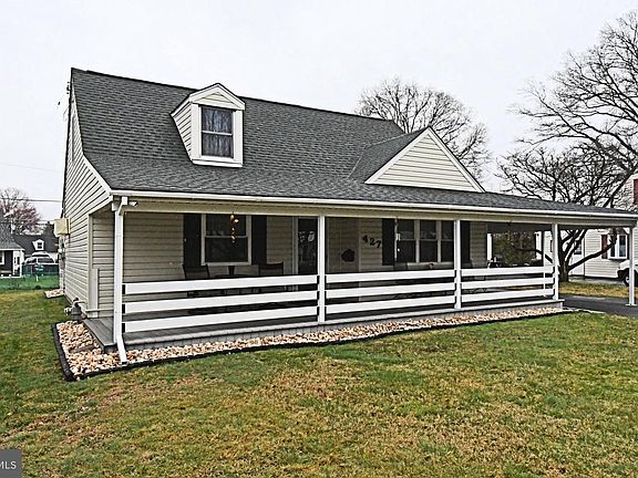 2nd image of 427 Tanner Rd