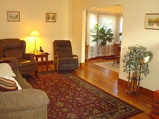 1st image of 144 Woodrow Ave