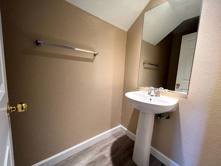 5555 Leaning Oak Ave — Photo 5