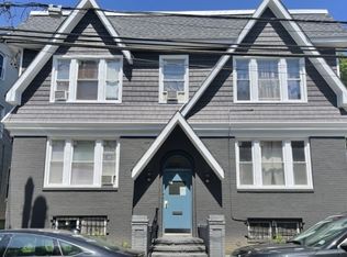 83 Aldine St #2R, Newark, NJ 07112