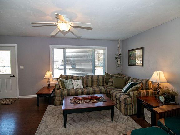 4th image of 358 Wettstein Ave
