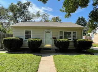 7065 Franklin St, Omaha, NE 68104
