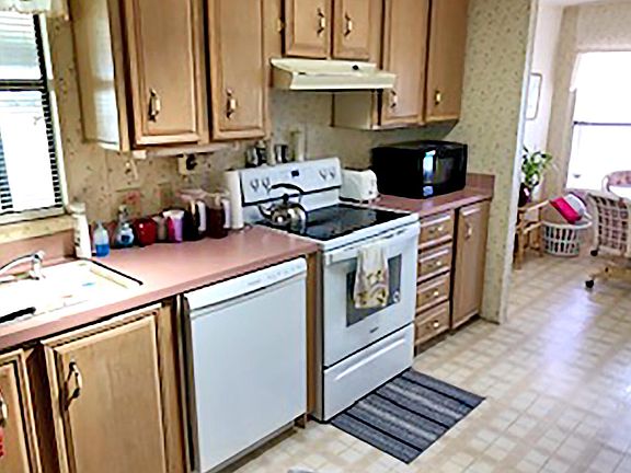 2nd image of 26392 Raleigh Dr #321