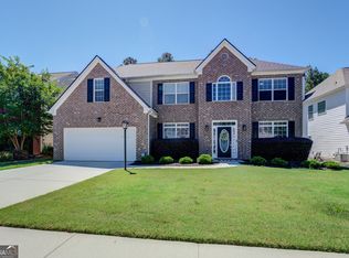 2512 Fall Creek Lndg, Loganville, GA 30052
