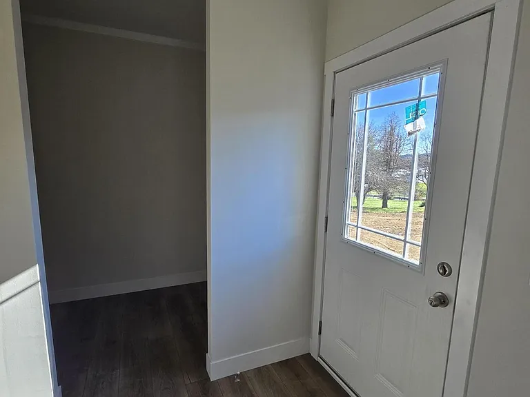 2208 Oak St — Photo 12