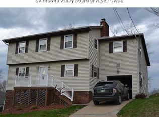 4007 Seymour Ln, Cross Lanes, WV 25313
