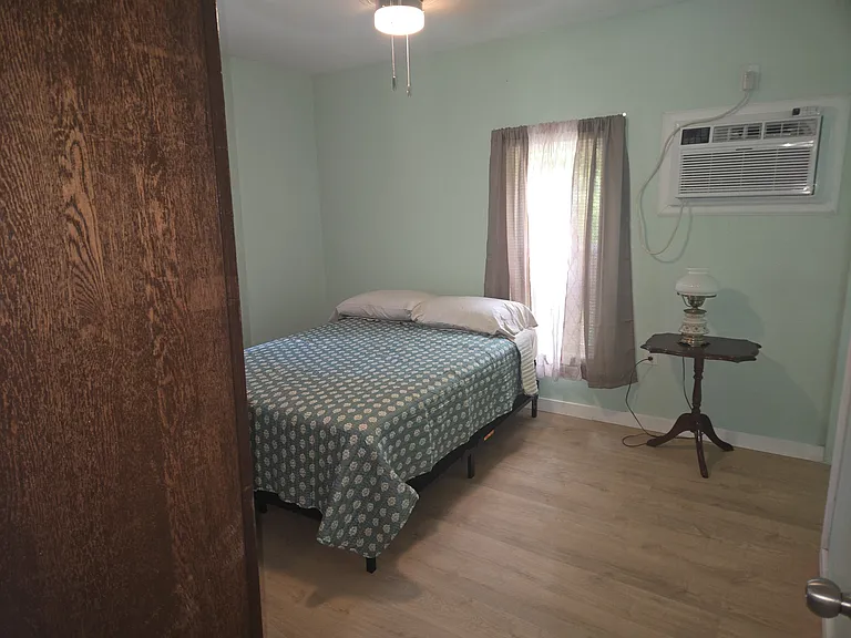 819 Gene Aly — Photo 7