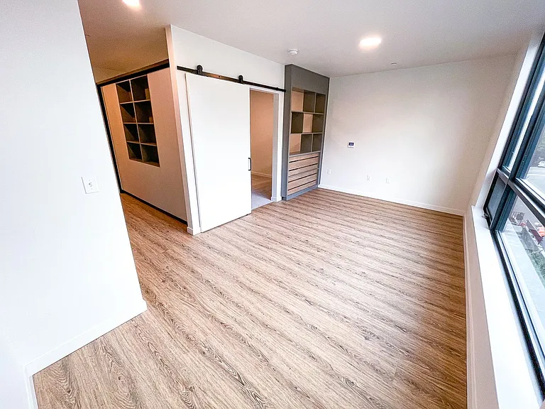 Parque Kirkland Apartments — Photo 26