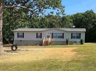 106 Pasture Ln, Keysville, VA 23947