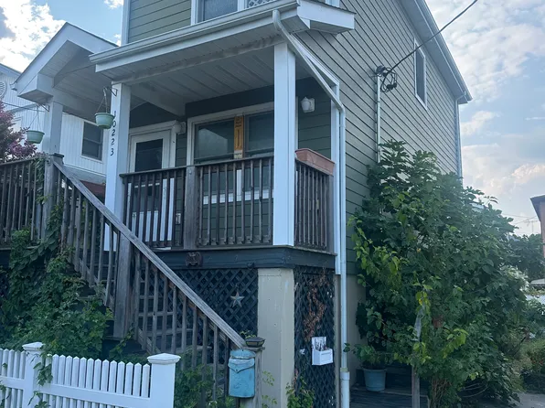 102-23 164th Road image 1 of 2